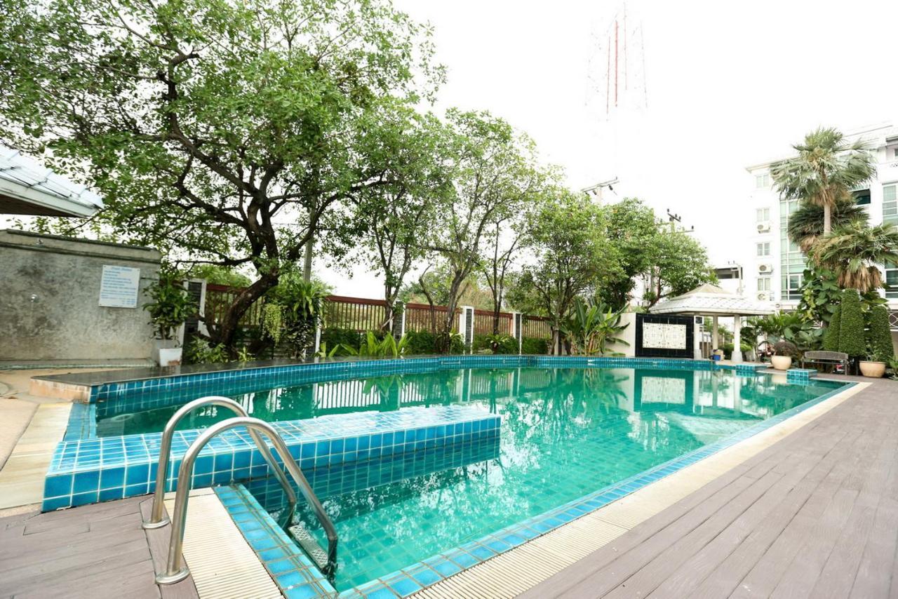 Bellevue Boutique Bangkok Apartment Exterior foto